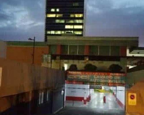 entrada-parking_torre-garena